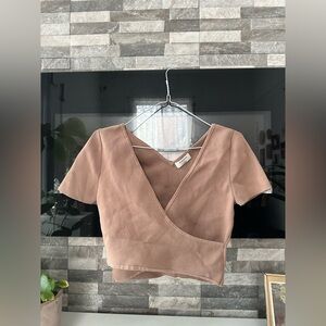 Babaton crop top